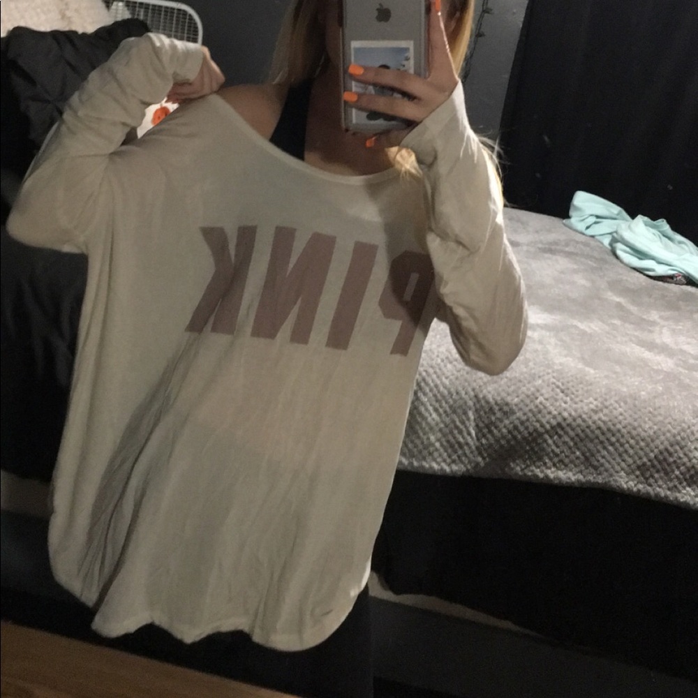Vs pink tee